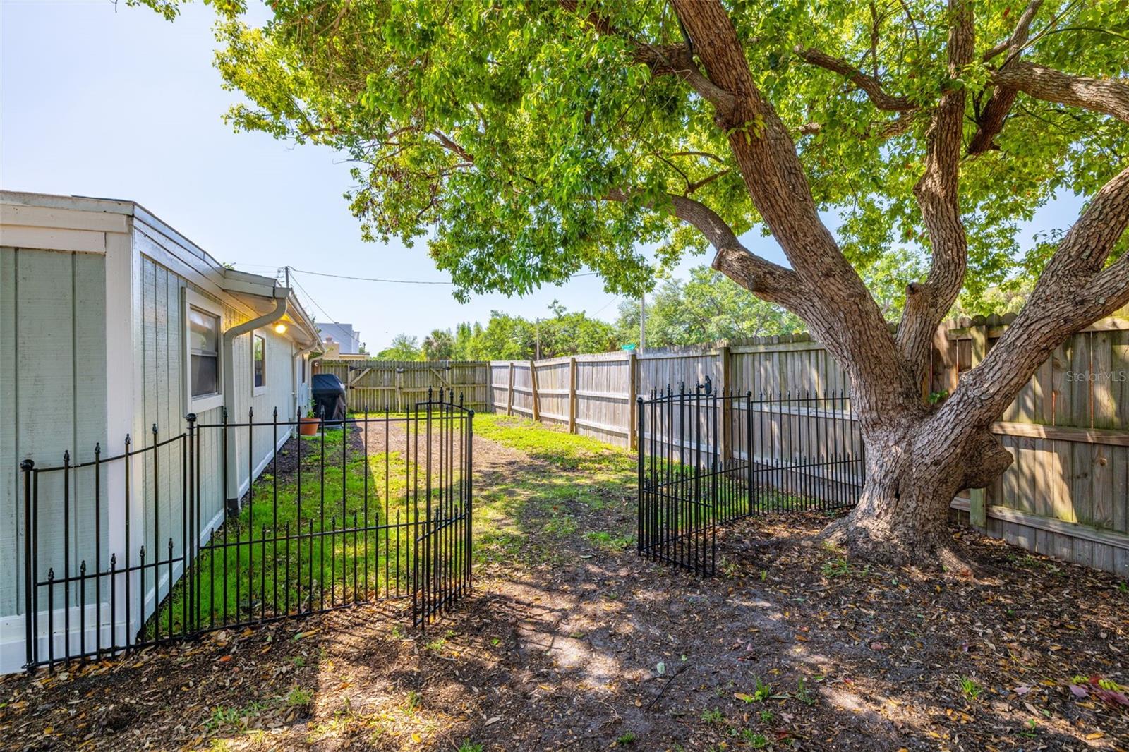 4521 W ROGERS AVE, TAMPA, FL, 33611