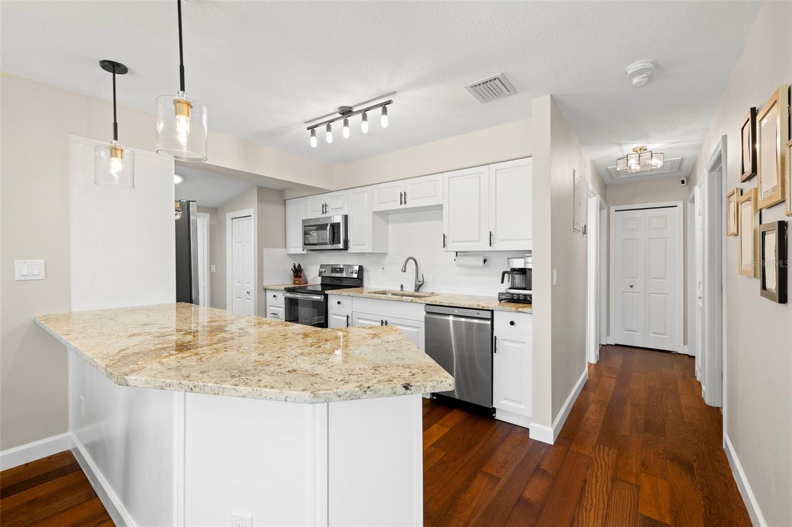 4521 W ROGERS AVE, TAMPA, FL, 33611