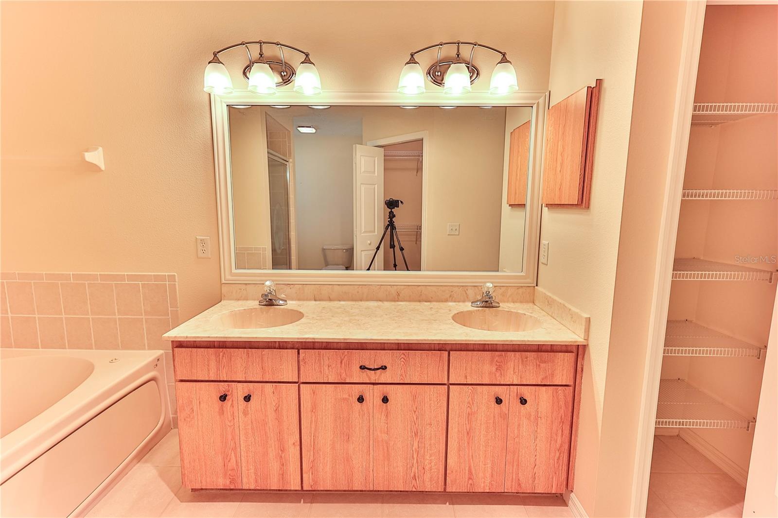 8087 E DECATUR CT, FLORAL CITY, FL, 34436