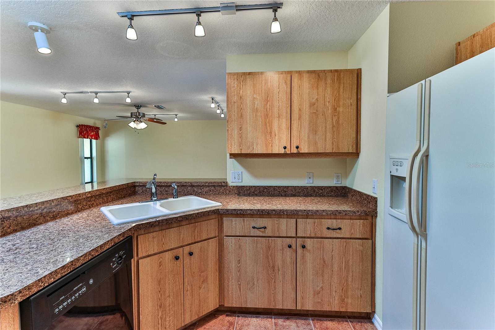 8087 E DECATUR CT, FLORAL CITY, FL, 34436