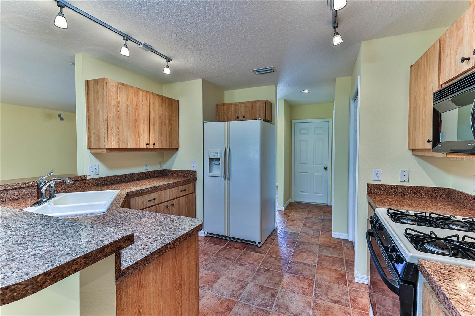 8087 E DECATUR CT, FLORAL CITY, FL, 34436