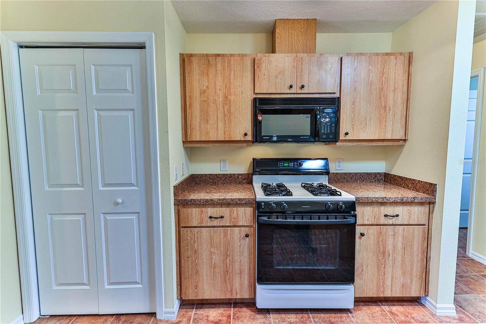 8087 E DECATUR CT, FLORAL CITY, FL, 34436
