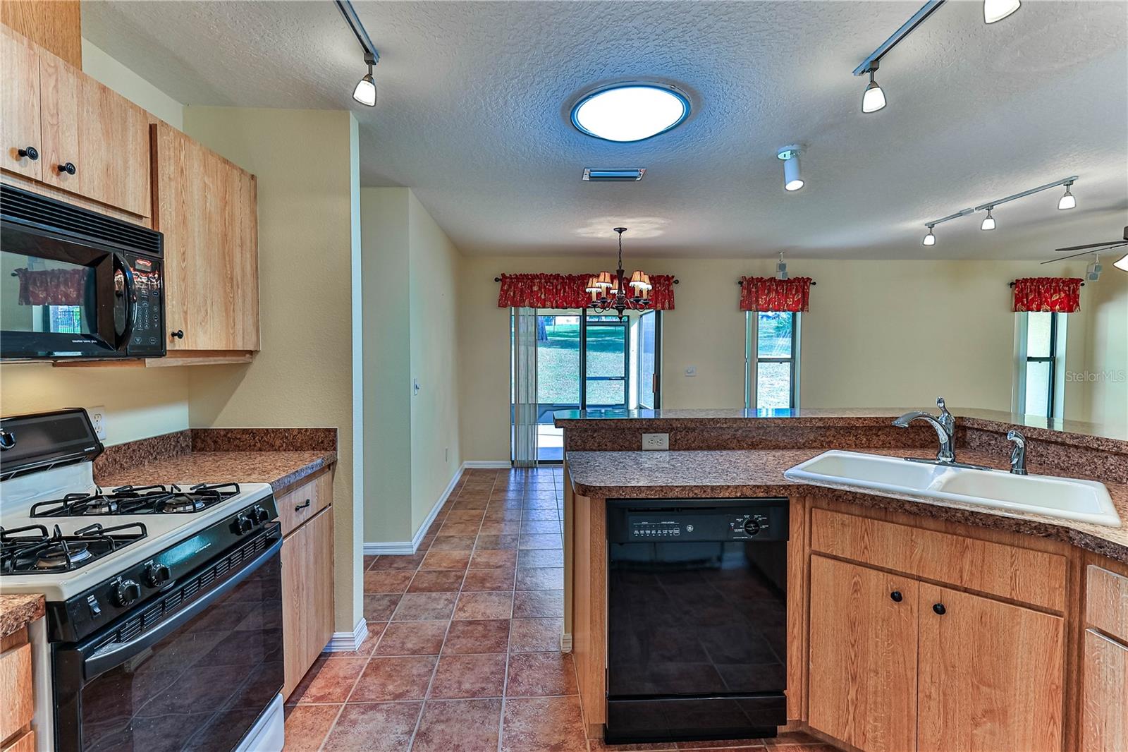 8087 E DECATUR CT, FLORAL CITY, FL, 34436
