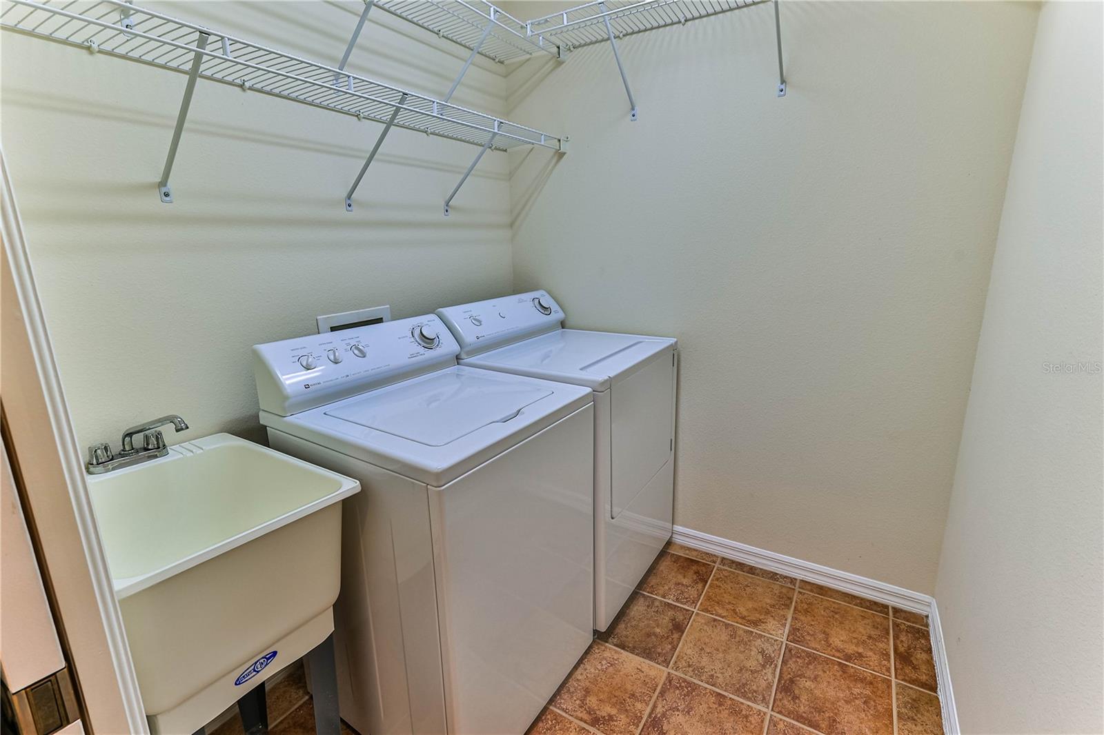 8087 E DECATUR CT, FLORAL CITY, FL, 34436