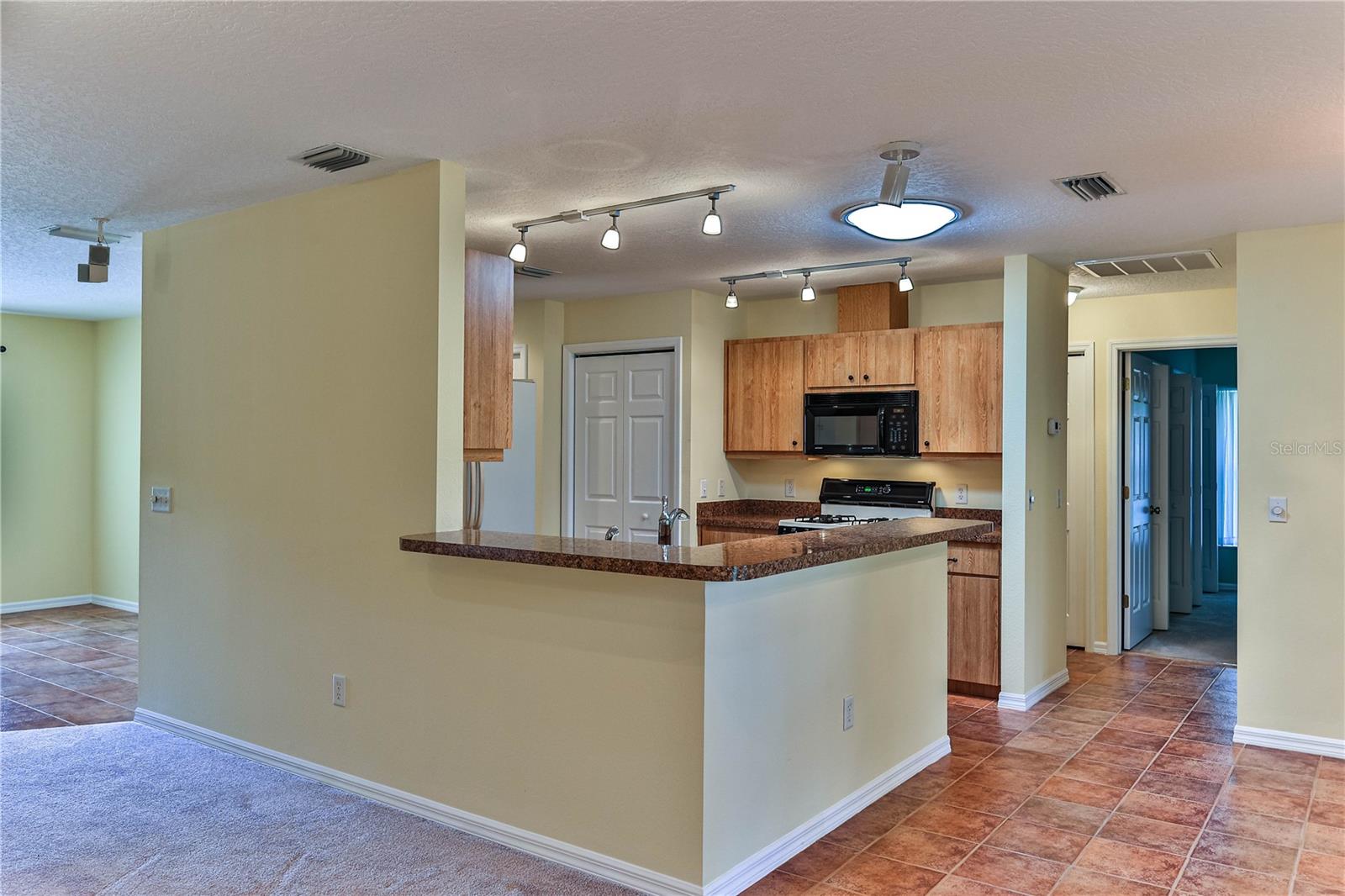 8087 E DECATUR CT, FLORAL CITY, FL, 34436