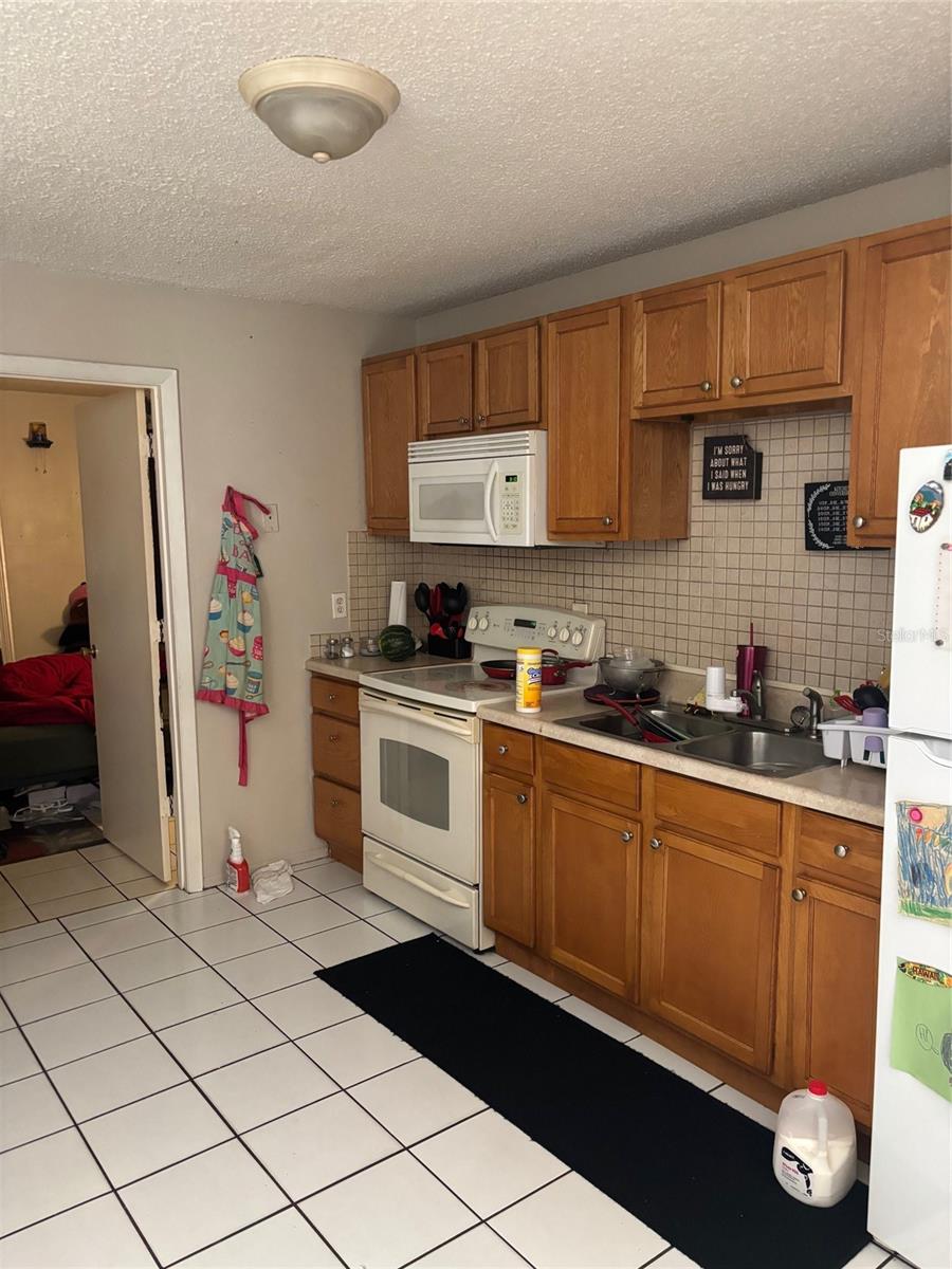 3265 51ST AVENUE DR W, BRADENTON, FL, 34207