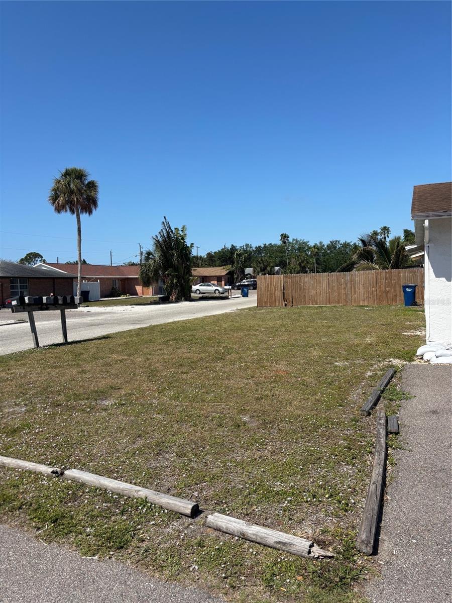 3265 51ST AVENUE DR W, BRADENTON, FL, 34207