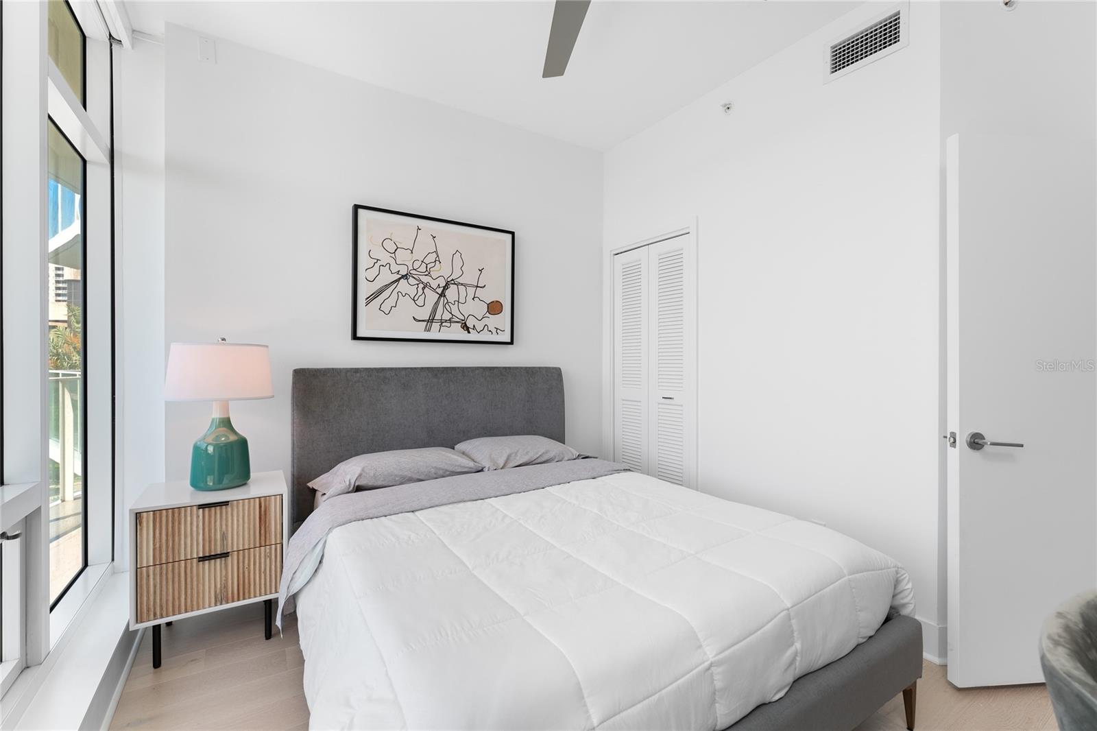 175 1ST ST S #406, ST PETERSBURG, FL, 33701