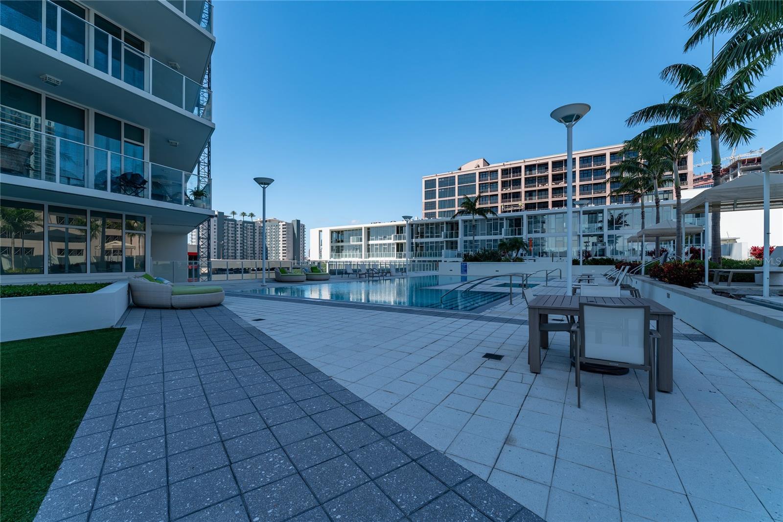 175 1ST ST S #406, ST PETERSBURG, FL, 33701