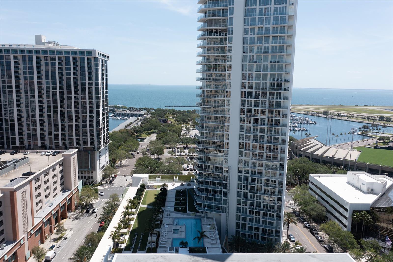 175 1ST ST S #406, ST PETERSBURG, FL, 33701