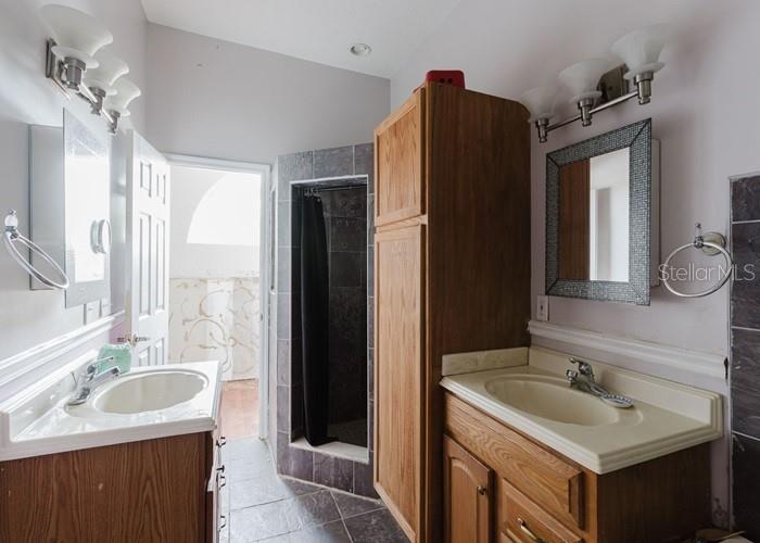 11120 5TH ST E, TREASURE ISLAND, FL, 33706