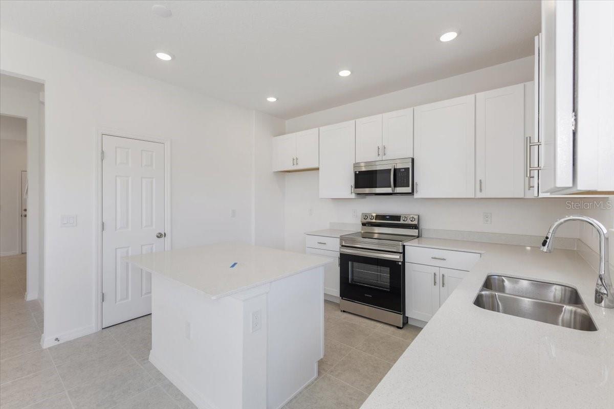 1255 STOCKWELL AVE, ST CLOUD, FL, 34771