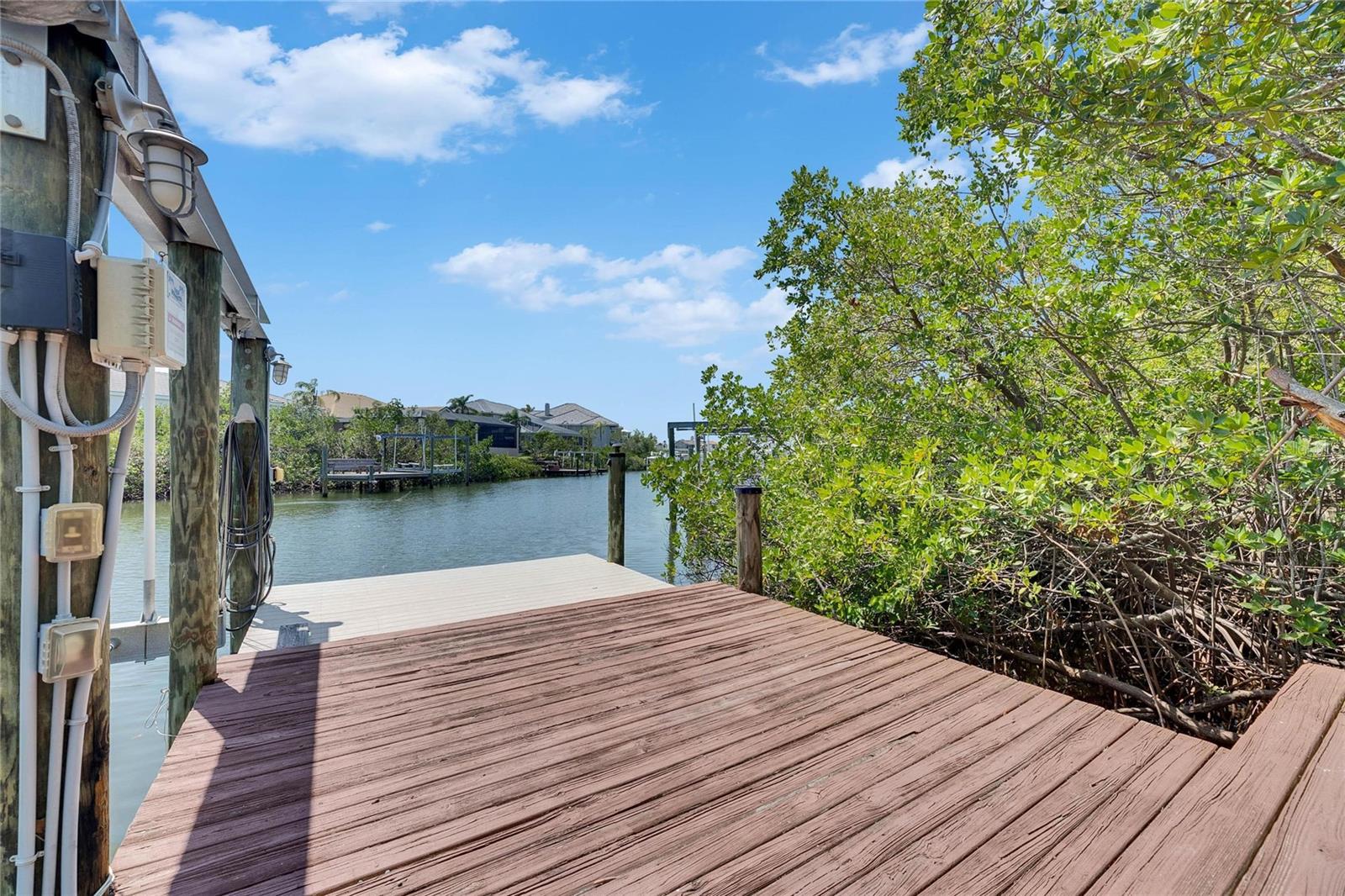 6317 MARBELLA BLVD, APOLLO BEACH, FL, 33572