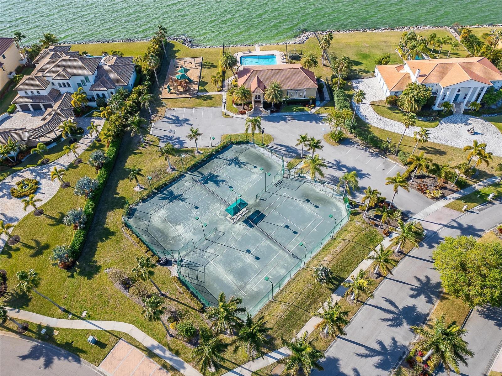 6317 MARBELLA BLVD, APOLLO BEACH, FL, 33572
