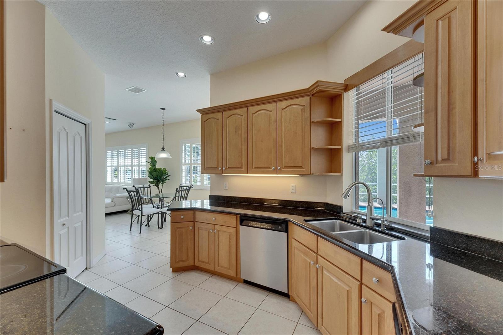6317 MARBELLA BLVD, APOLLO BEACH, FL, 33572