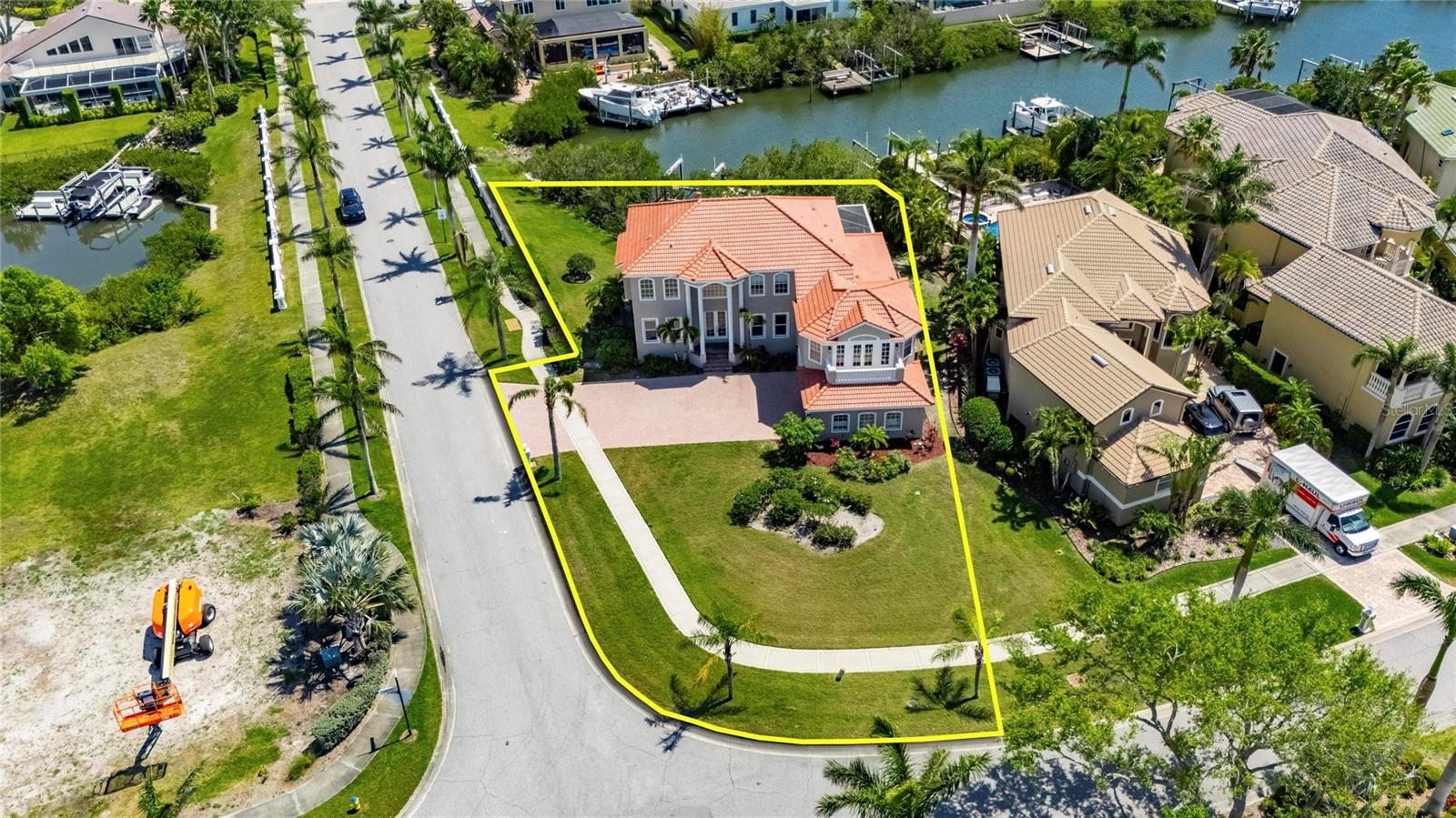 6317 MARBELLA BLVD, APOLLO BEACH, FL, 33572