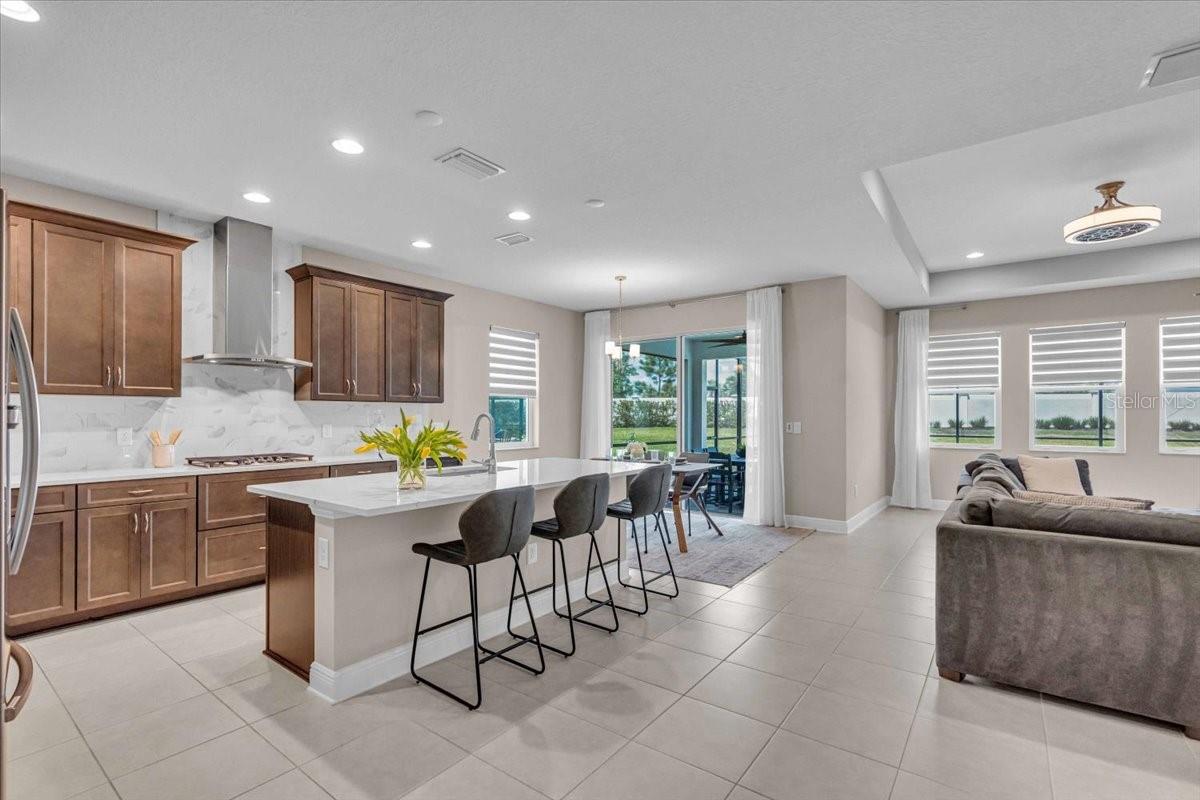 17502 SAVORY MIST CIR, BRADENTON, FL, 34211