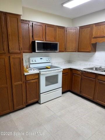 3084/3086 SEA GATE CIR, MERRITT ISLAND, FL, 32953