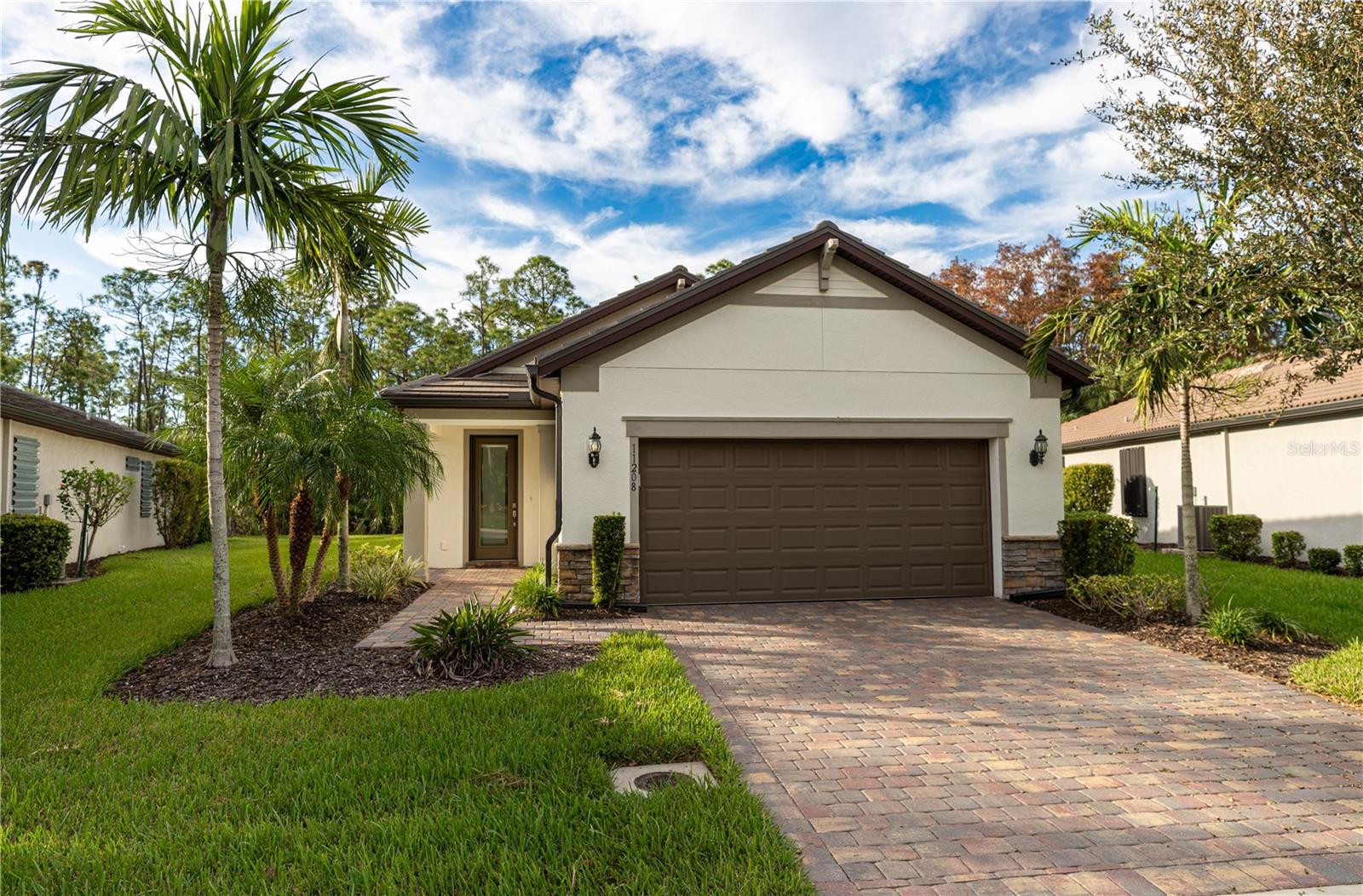 11208 CARLINGFORD RD, FORT MYERS, FL, 33913