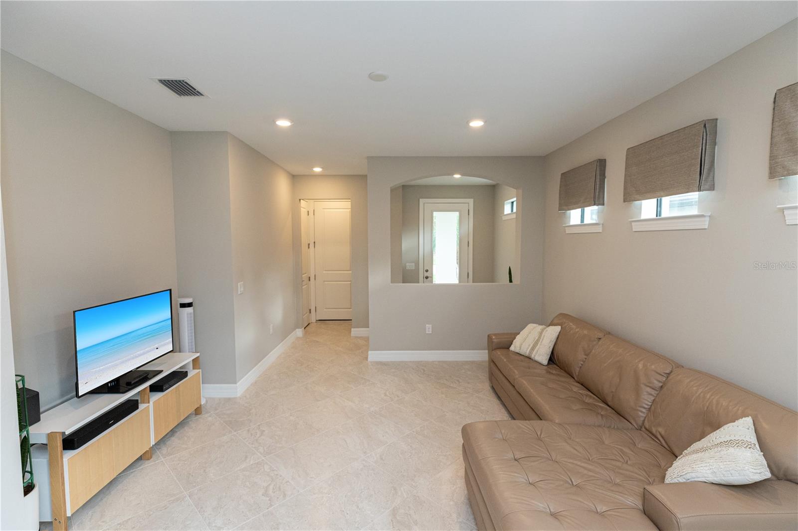 11208 CARLINGFORD RD, FORT MYERS, FL, 33913