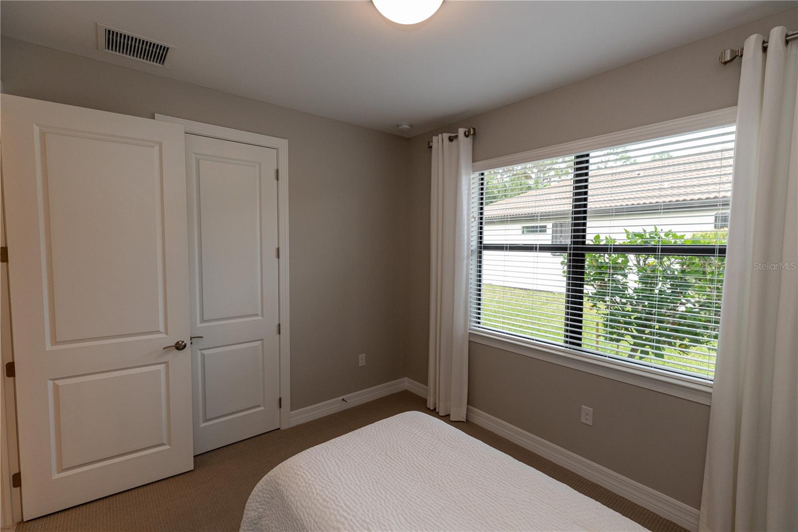 11208 CARLINGFORD RD, FORT MYERS, FL, 33913