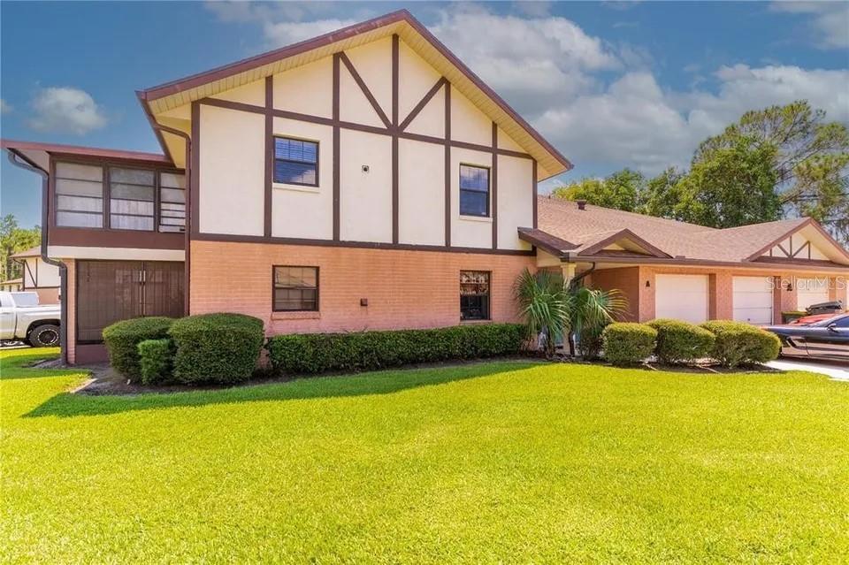 100 E OAK TERRACE DR #A4, LEESBURG, FL, 34748