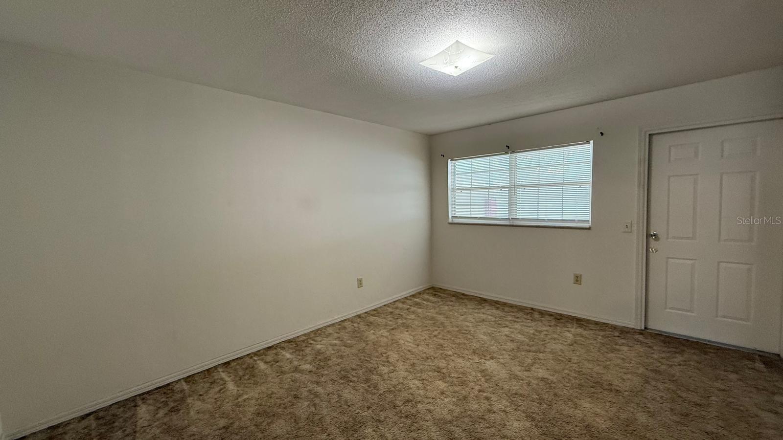 107 PERKINS ST #17, LEESBURG, FL, 34748