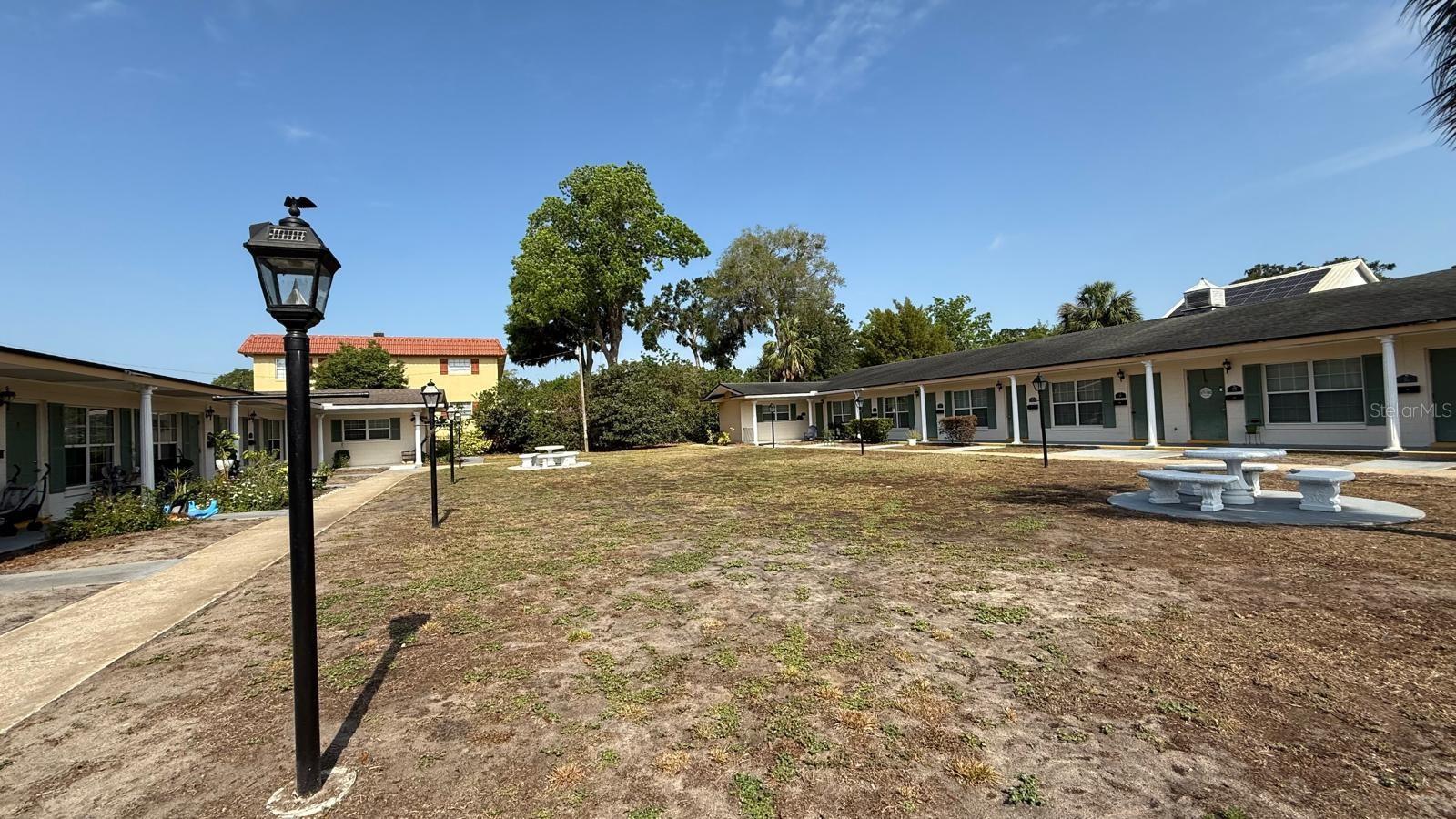 107 PERKINS ST #17, LEESBURG, FL, 34748