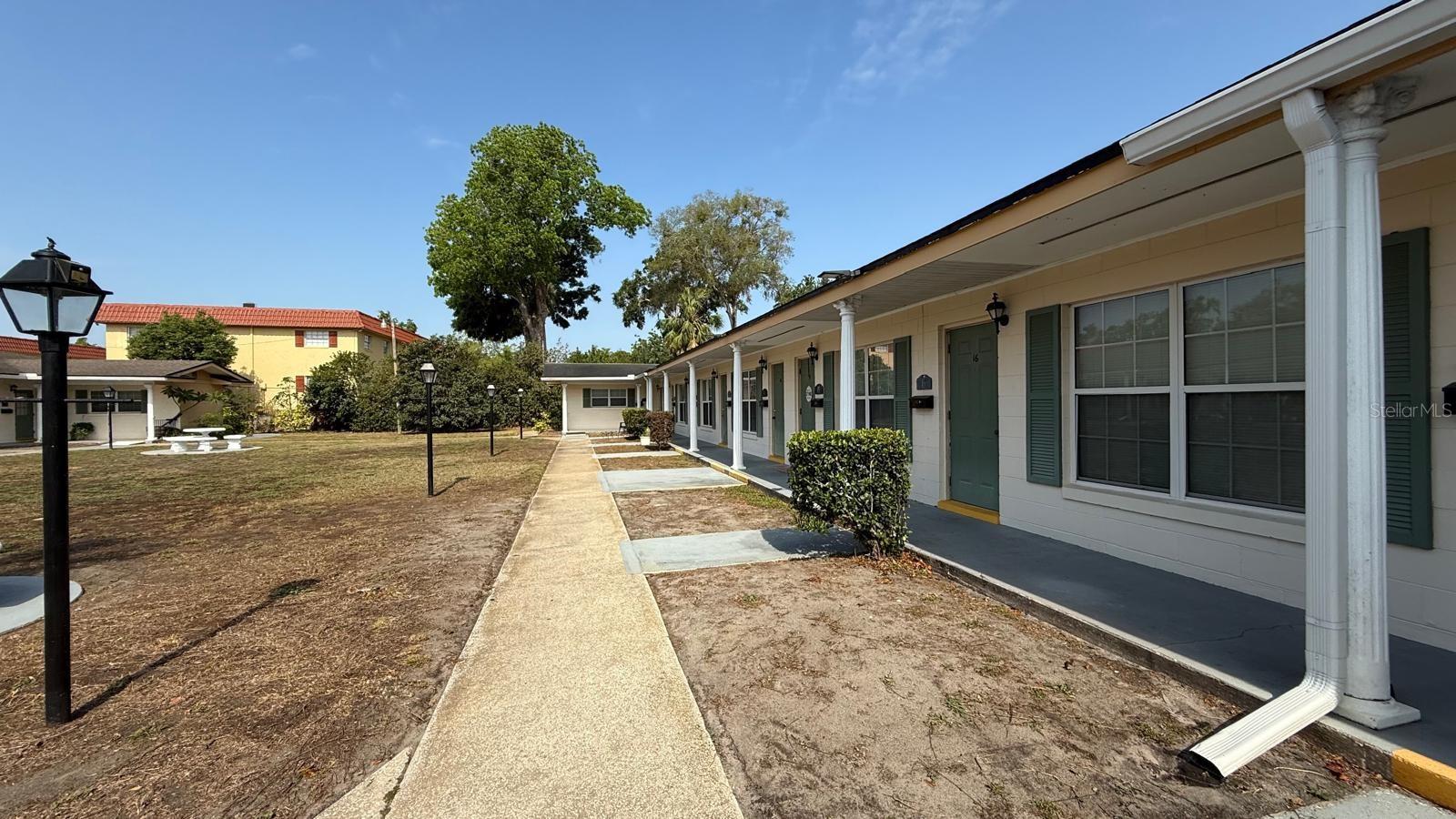 107 PERKINS ST #17, LEESBURG, FL, 34748