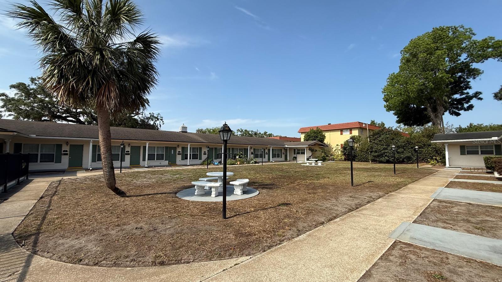 107 PERKINS ST #17, LEESBURG, FL, 34748