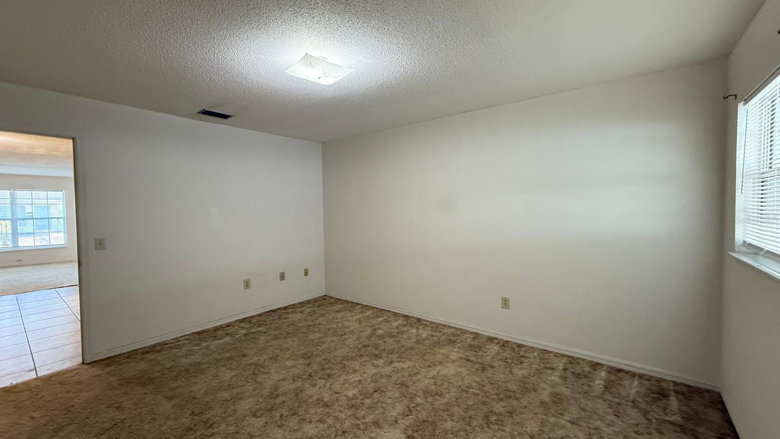 107 PERKINS ST #17, LEESBURG, FL, 34748