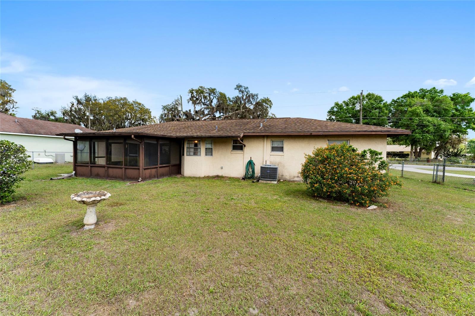 2260 CR 444, LAKE PANASOFFKEE, FL, 33538