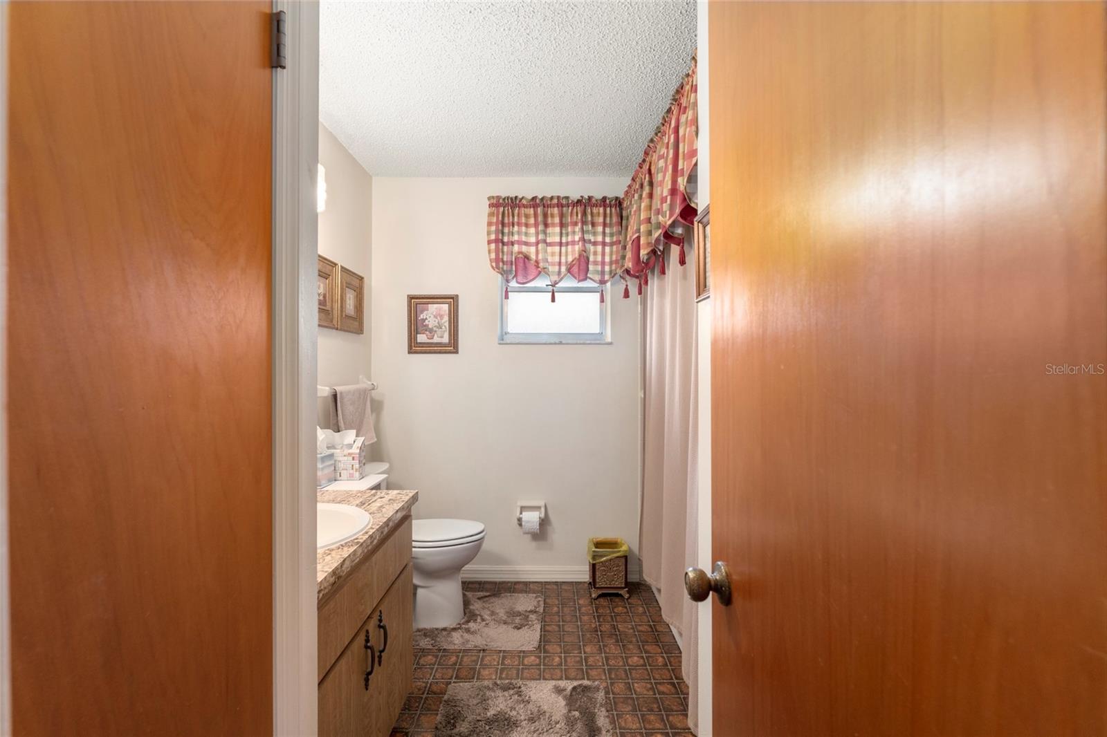 2260 CR 444, LAKE PANASOFFKEE, FL, 33538