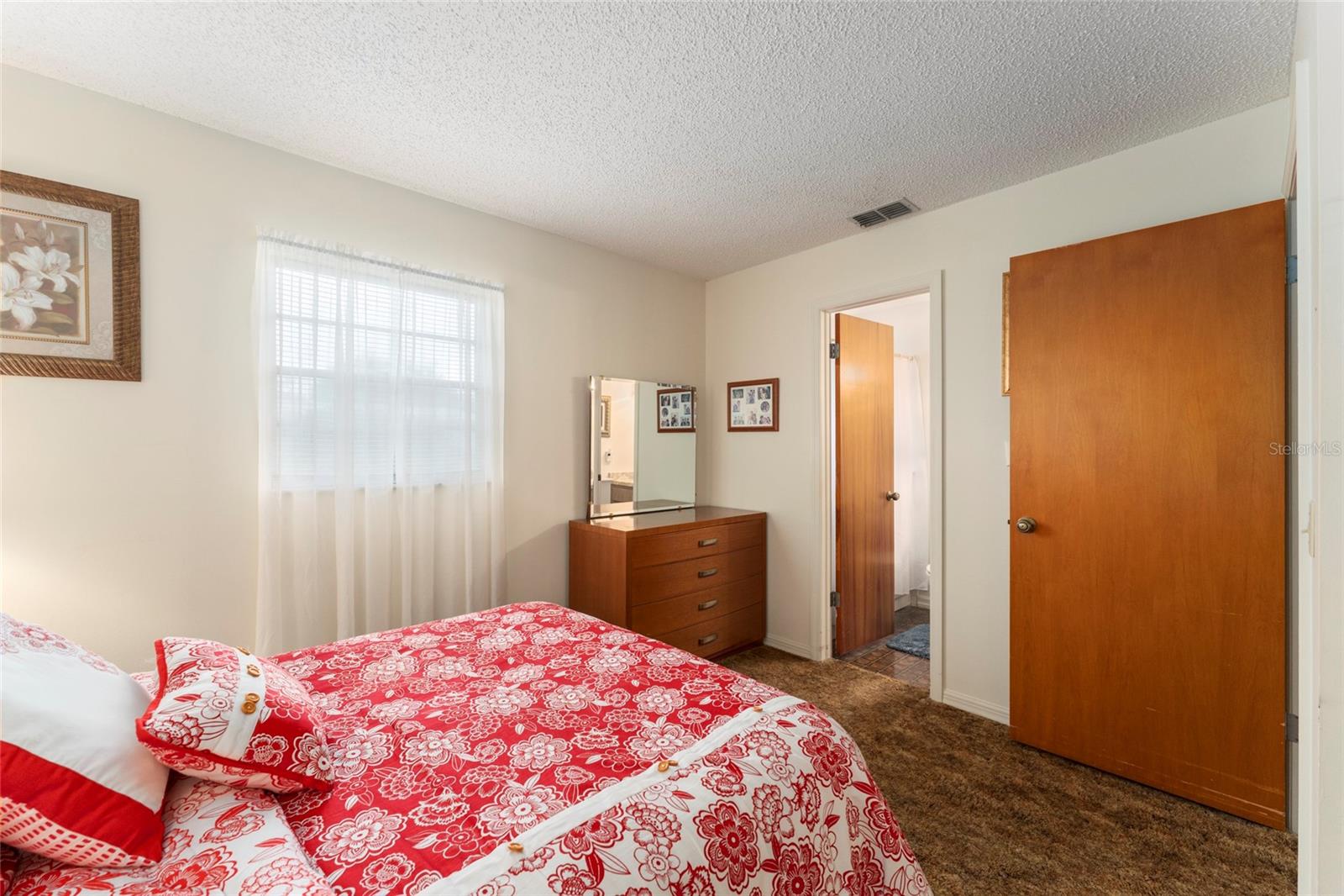 2260 CR 444, LAKE PANASOFFKEE, FL, 33538