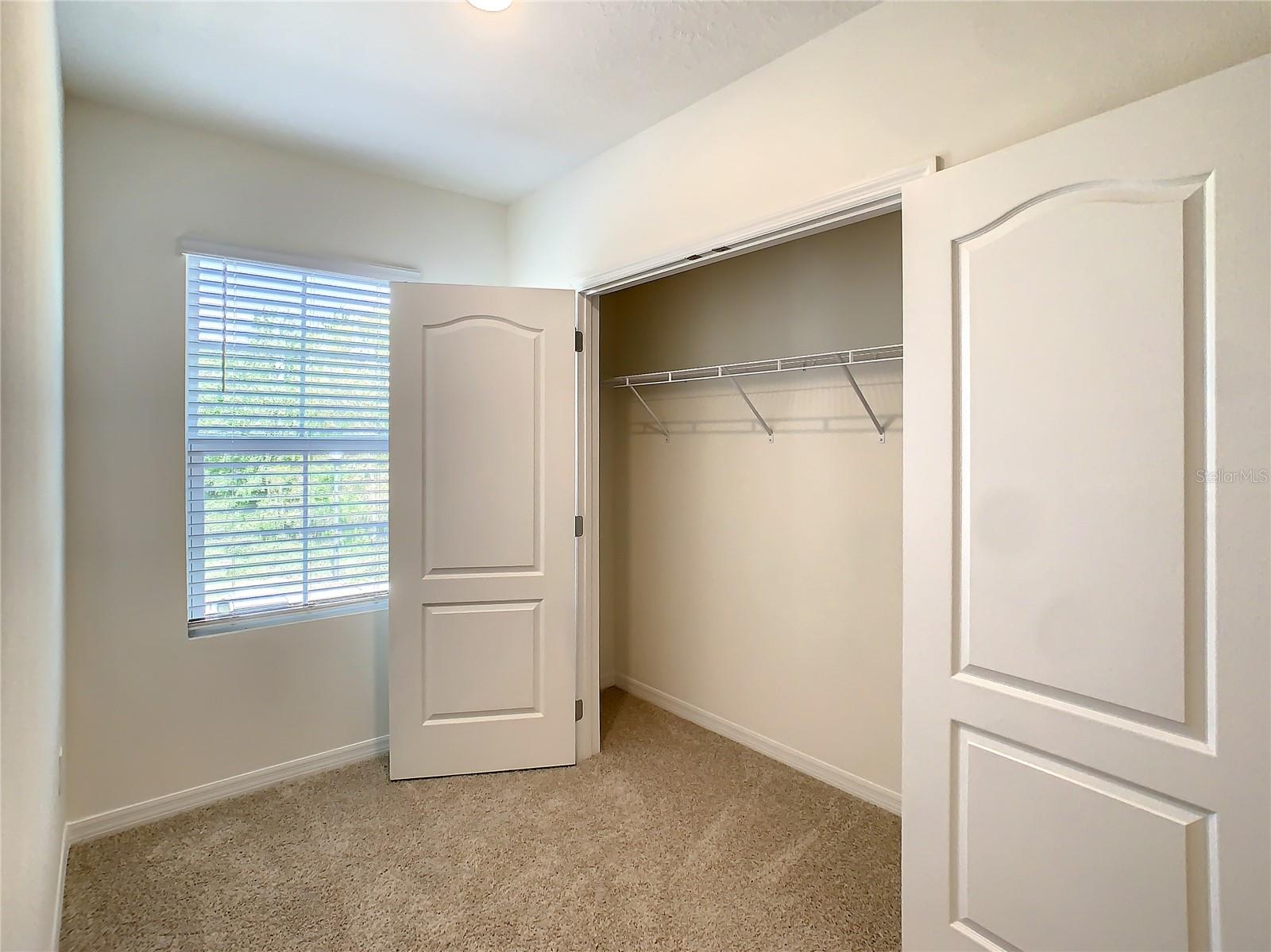 1013 BLUE JAY DR, DAVENPORT, FL, 33837