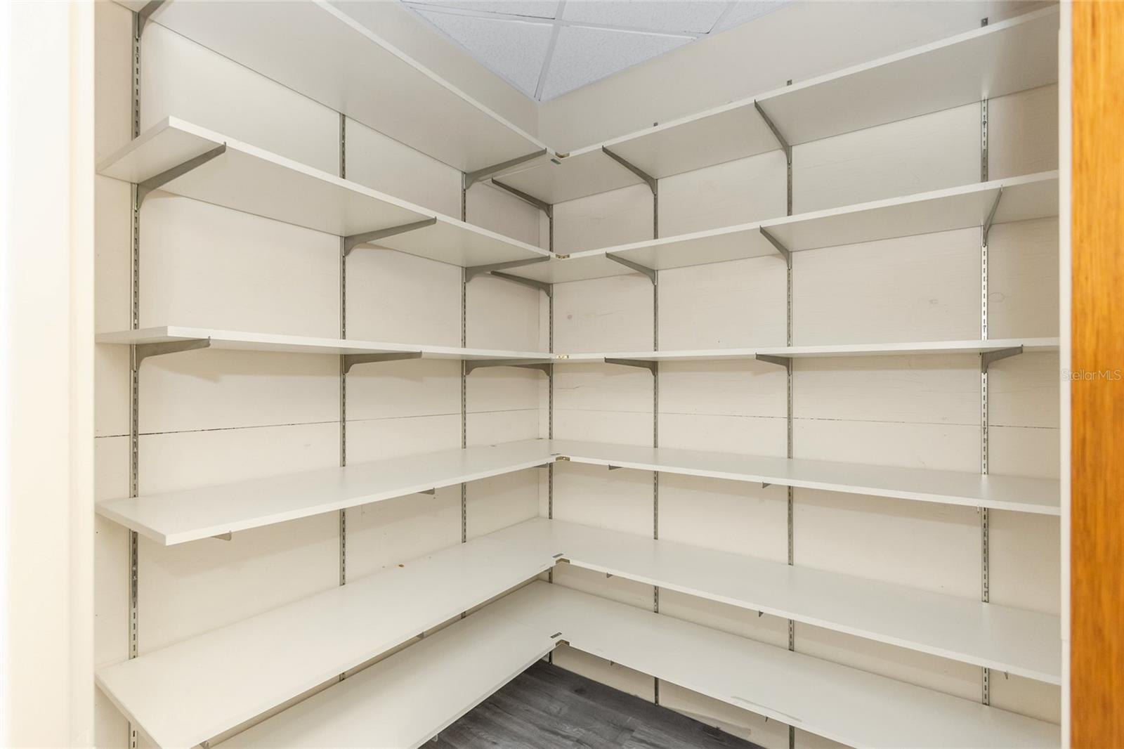 585 MAIN ST, DUNEDIN, FL, 34698