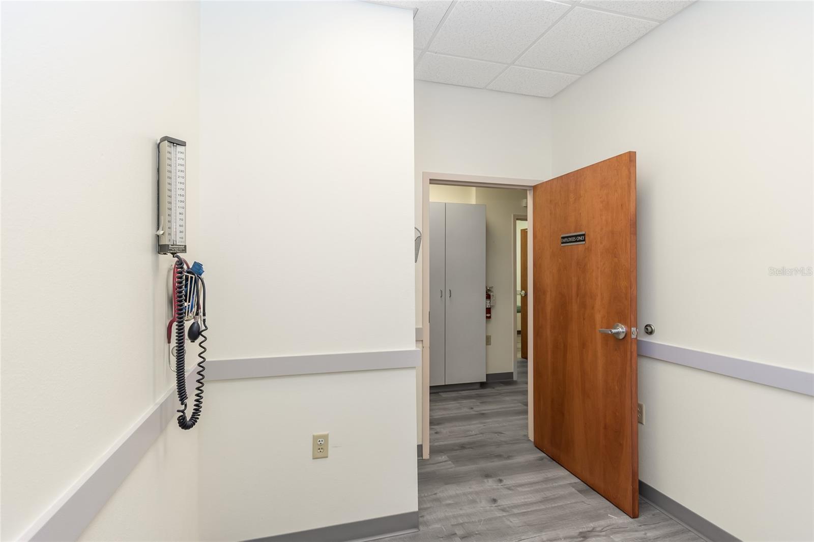 585 MAIN ST, DUNEDIN, FL, 34698