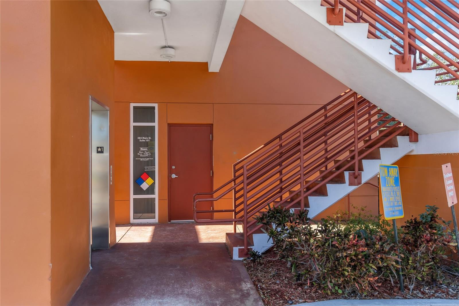 585 MAIN ST, DUNEDIN, FL, 34698