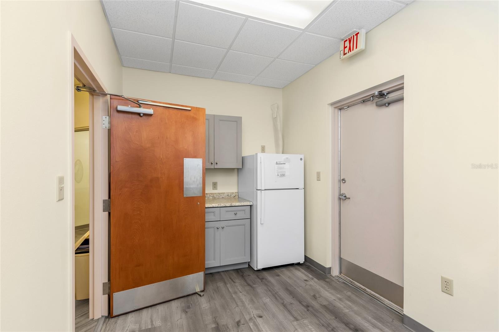 585 MAIN ST, DUNEDIN, FL, 34698