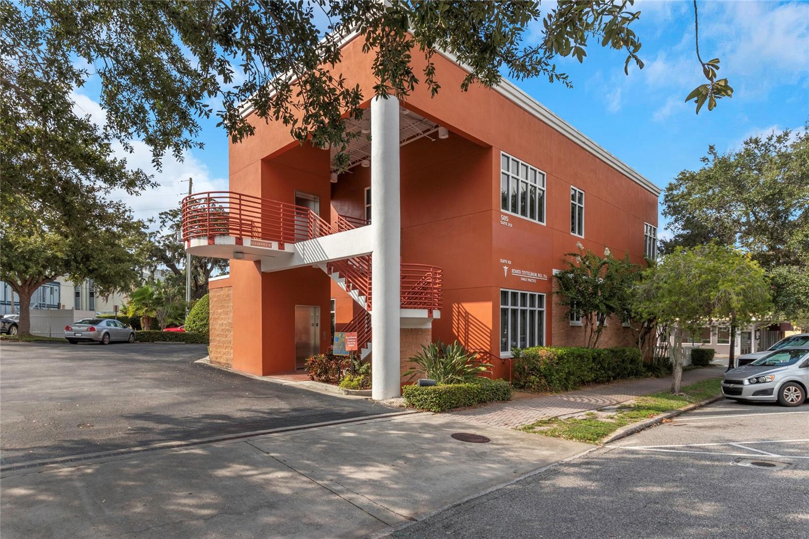 585 MAIN ST, DUNEDIN, FL, 34698