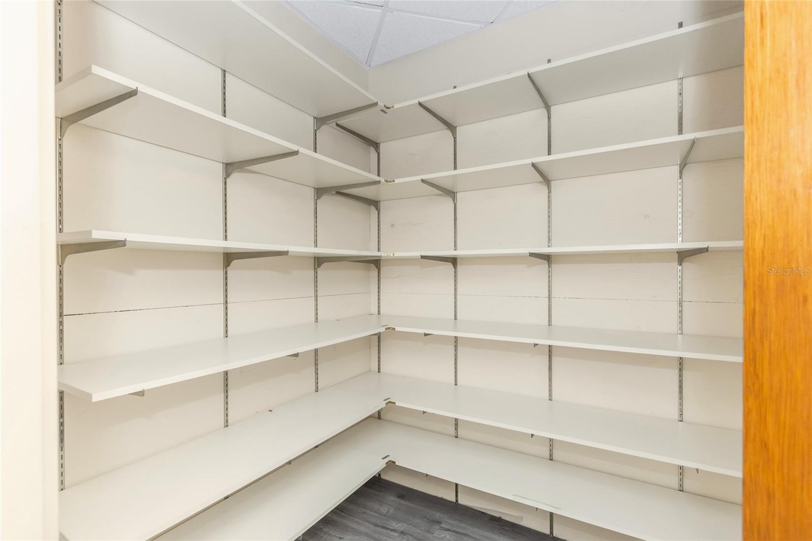 585 MAIN ST, DUNEDIN, FL, 34698