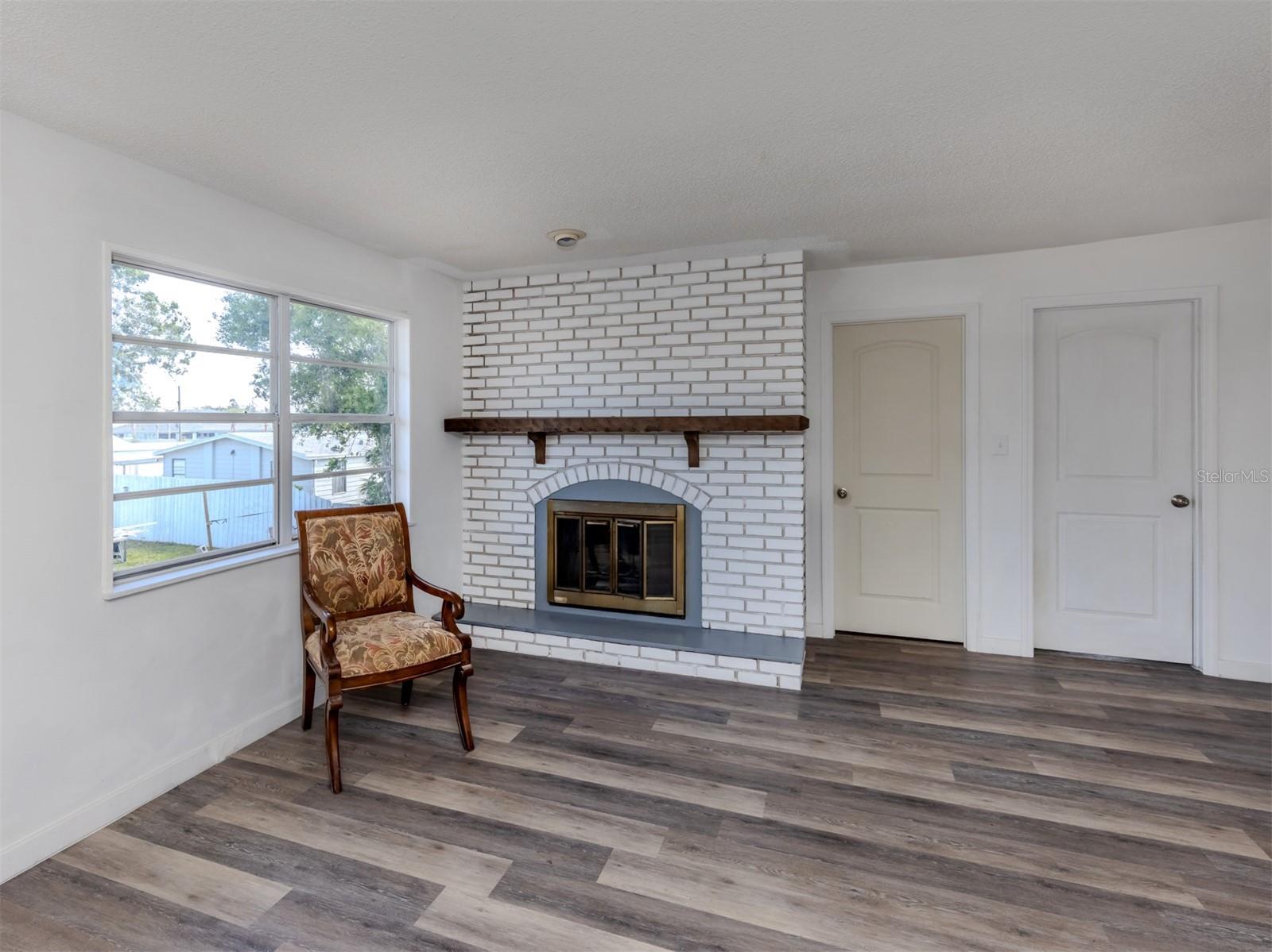 200 SIERRA ST S, NOKOMIS, FL, 34275