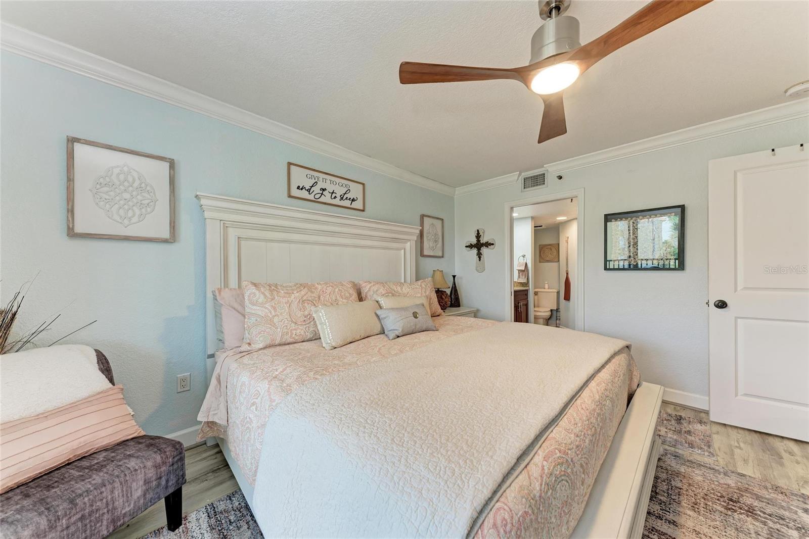 53 W BAY HEIGHTS RD #307, ENGLEWOOD, FL, 34223