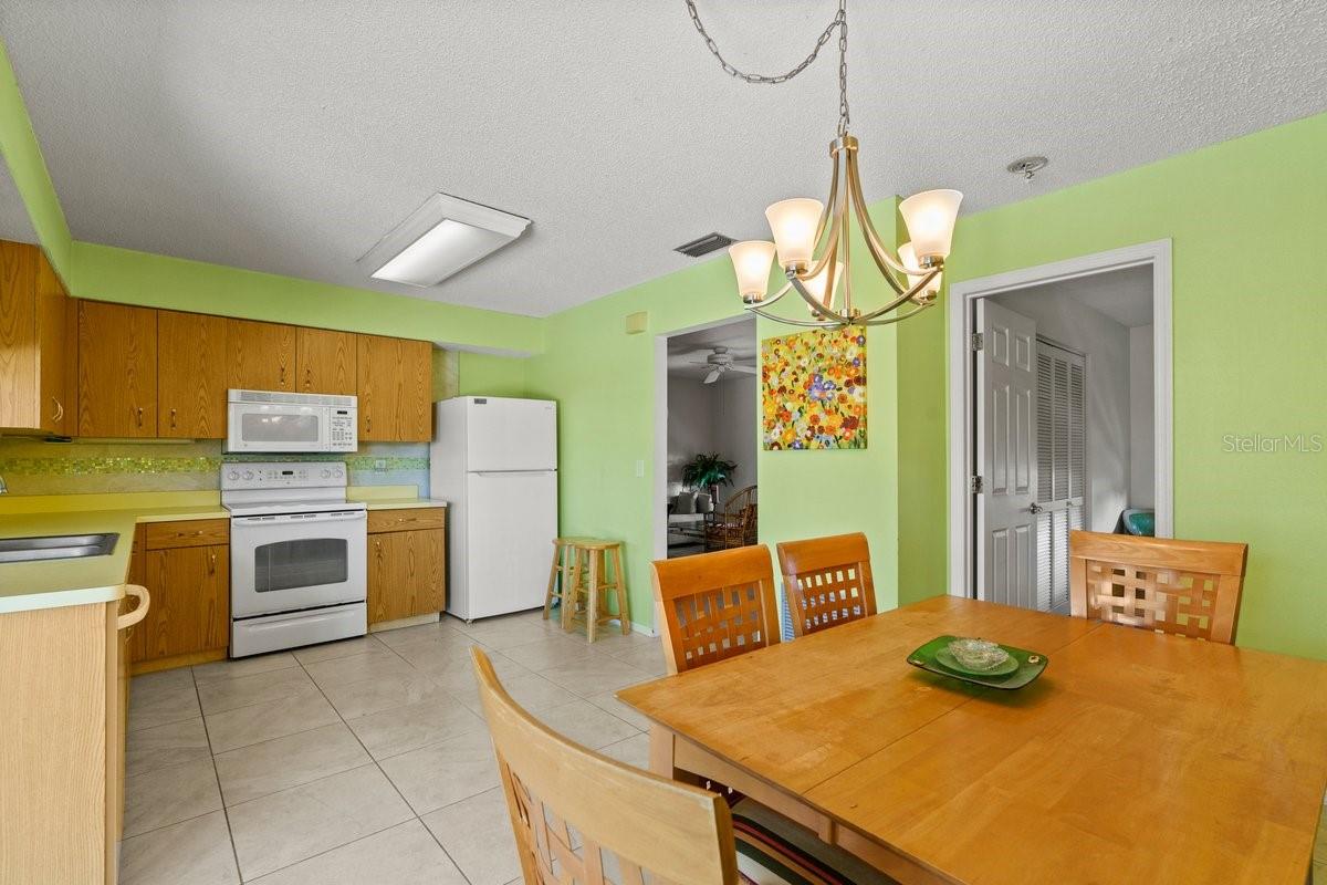 888 KIMBALL RD, VENICE, FL, 34293