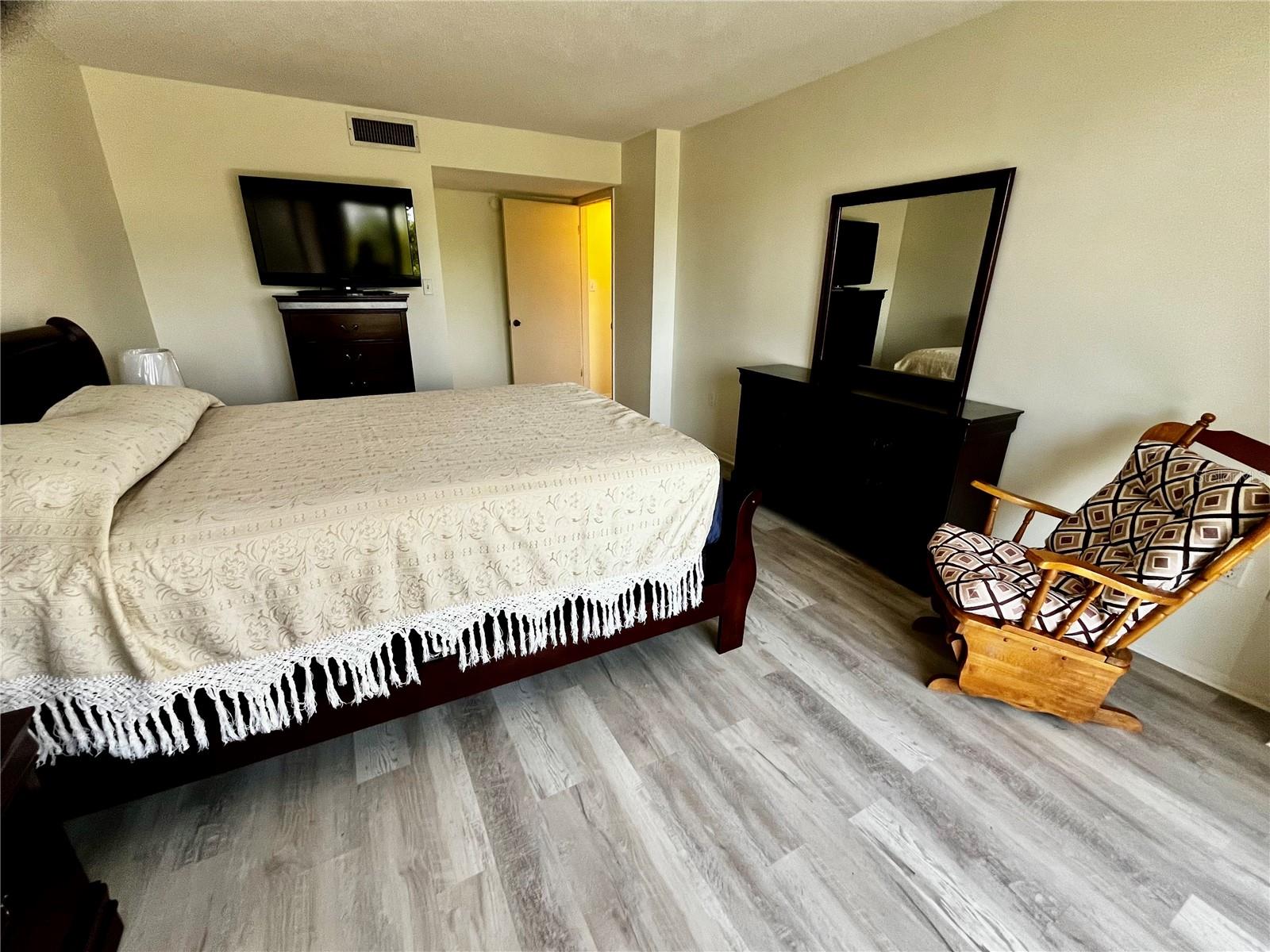 500 N OSCEOLA AVE #403, CLEARWATER, FL, 33755