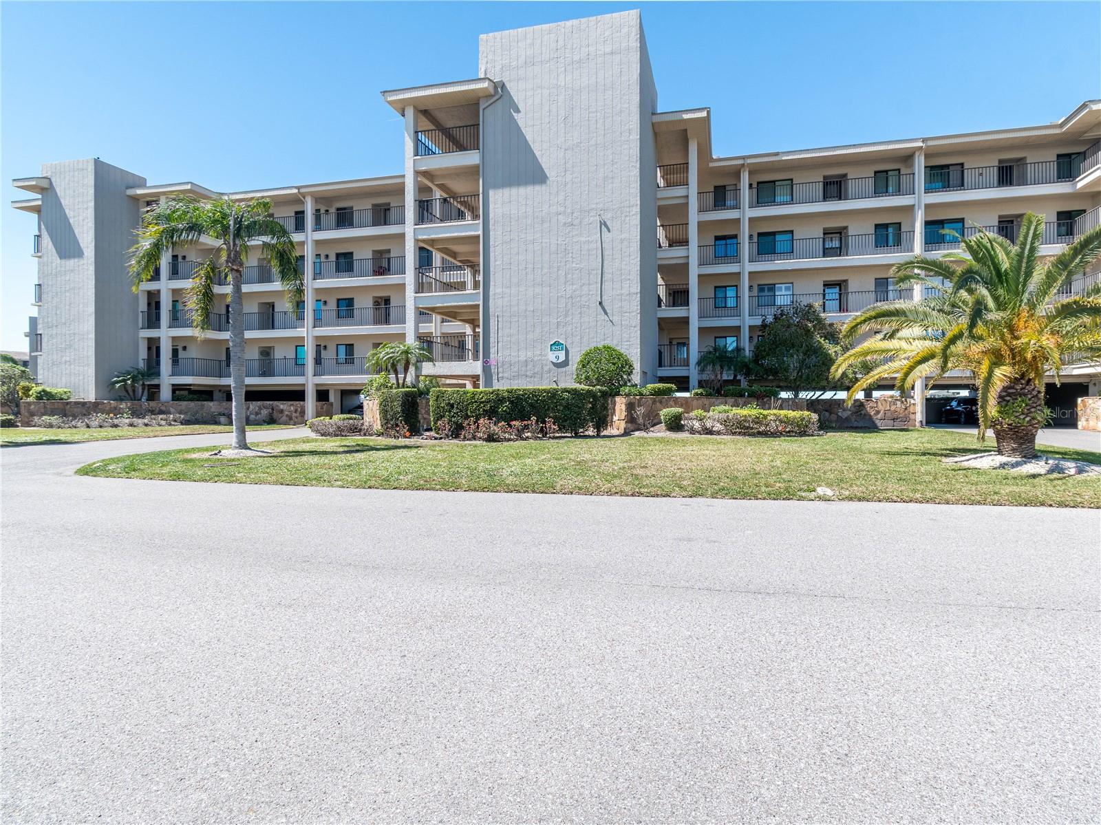 8251 BRENT ST #941, PORT RICHEY, FL, 34668