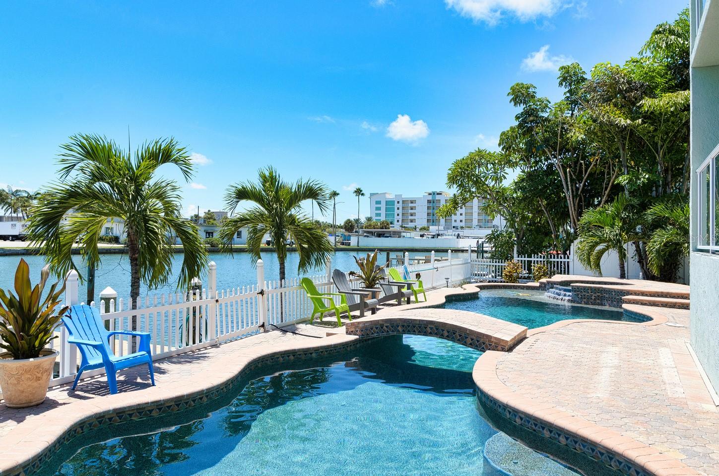 125 110TH AVE #1, TREASURE ISLAND, FL, 33706