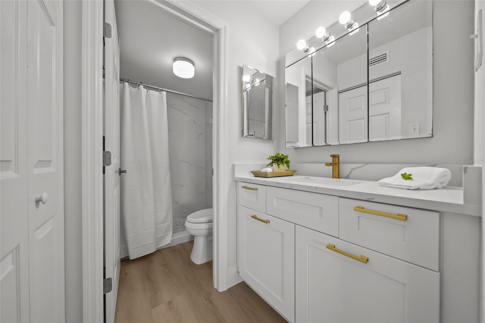 6051 SUN BLVD #111, ST PETERSBURG, FL, 33715