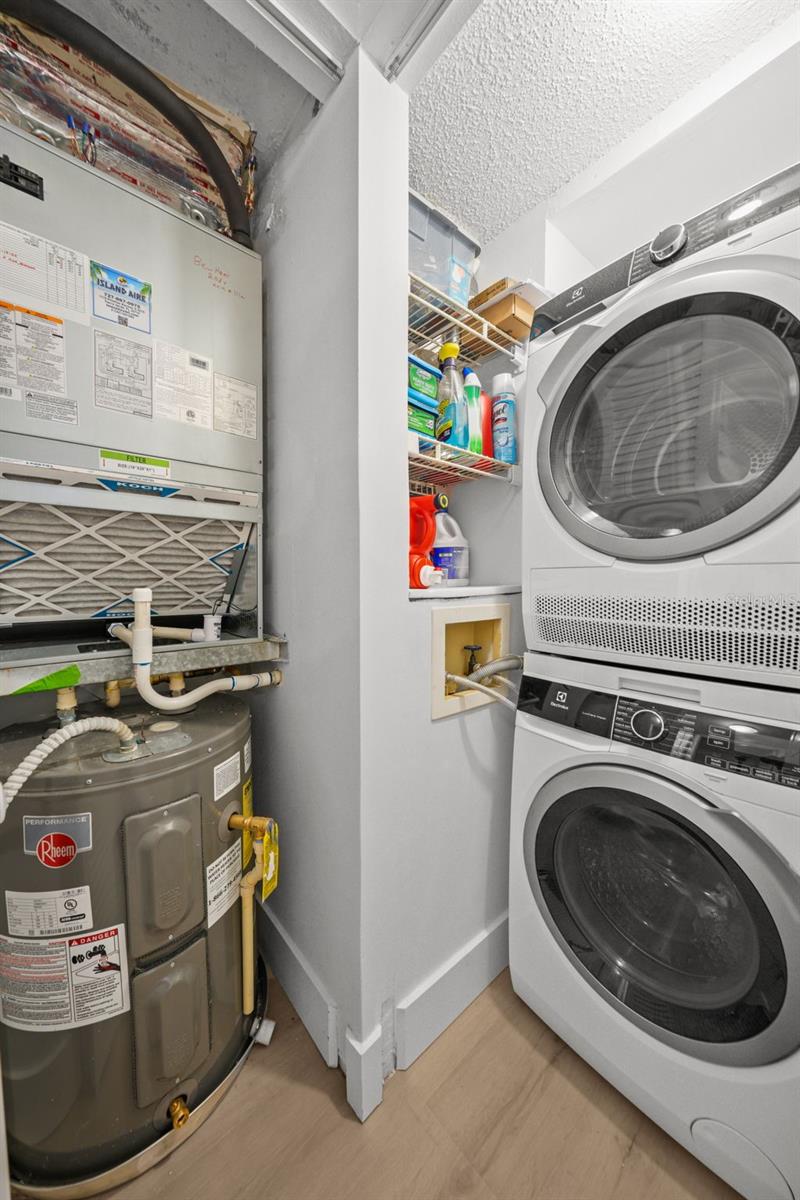 6051 SUN BLVD #111, ST PETERSBURG, FL, 33715