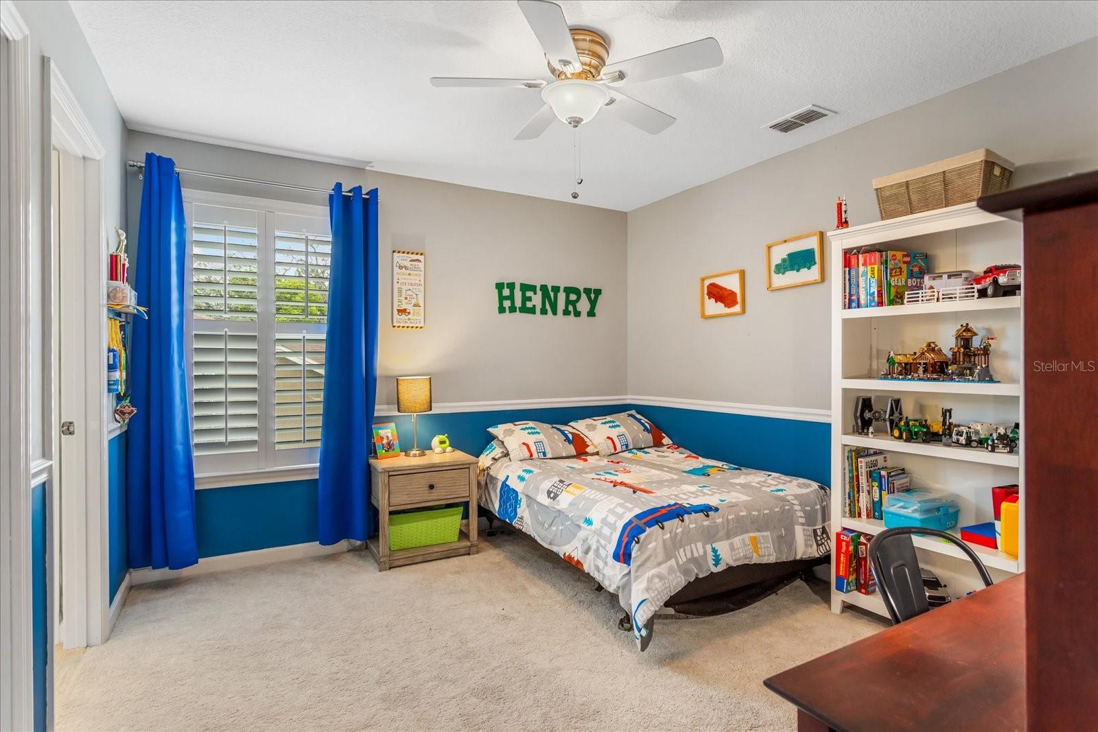 9880 MONTCLAIR CIR, APOPKA, FL, 32703